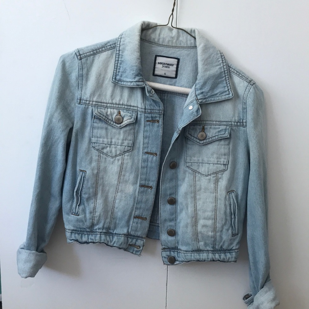 Cropped jean jacket